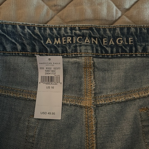 American Eagle Outfitters AEO Plus Size 16 Jean Denim Shorts Distressed Cut Off - Picture 2 of 3